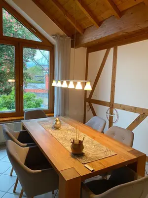 Ein Sitzbereich in der Unterkunft Ferienwohnung Lodge 43
