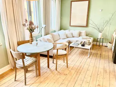 Ein Sitzbereich in der Unterkunft Historisches Apartment II MINIMALUS