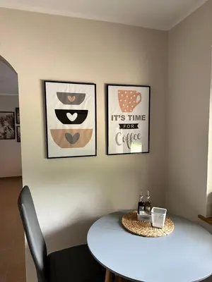 Ein Sitzbereich in der Unterkunft Ferienwohnung Morgenblüte