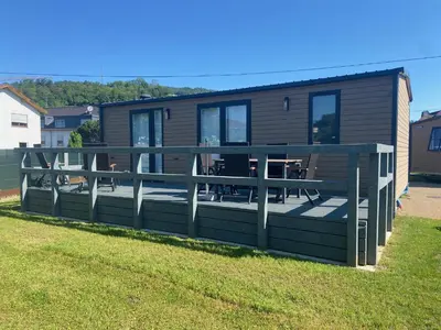 Das Gebäude in dem sich der Campingplatz befindet