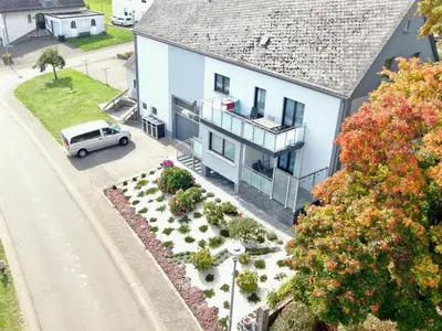 Das Gebäude in dem sich die Ferienwohnung befindet