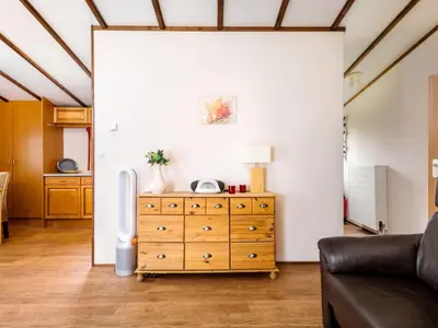 Ein Sitzbereich in der Unterkunft Holiday Home Holzchalet A-D by Interhome