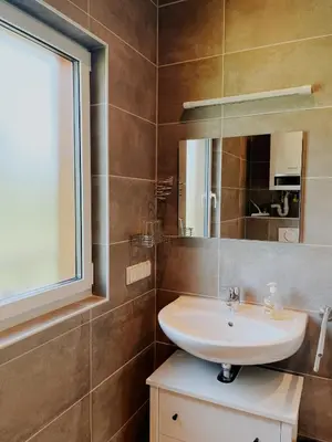 Ein Badezimmer in der Unterkunft Haus Rheinblick
