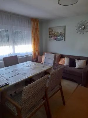 Ein Sitzbereich in der Unterkunft Haus am Hügel