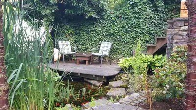 Ein Garten an der Unterkunft Ferienwohnung Nostalgie in Bruttig-Fankel für 1 - 3 Personen