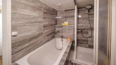 Ein Badezimmer in der Unterkunft Ferienhaus City Ferienhaus Vulkaneifel