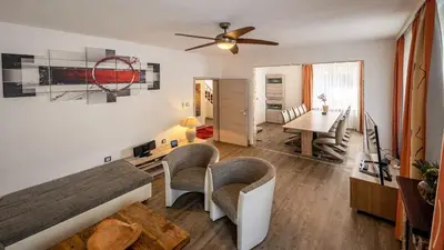 Ein Sitzbereich in der Unterkunft Ferienhaus City Ferienhaus Daun