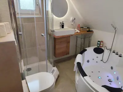 Ein Badezimmer in der Unterkunft Ferienwohnung Daun