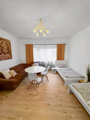 Ein Bett oder Betten in einem Zimmer der Unterkunft Zentrale Wohnung