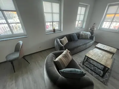 Ein Sitzbereich in der Unterkunft Schöne Ferienwohnung im Herzen von Prüm