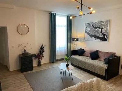 Ein Sitzbereich in der Unterkunft Schönes Apartment Mitten in der Stadt 4