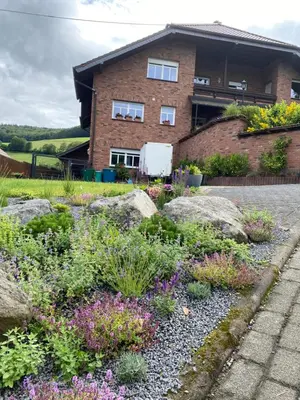 Ein Garten an der Unterkunft Ferienwohnung Thelen