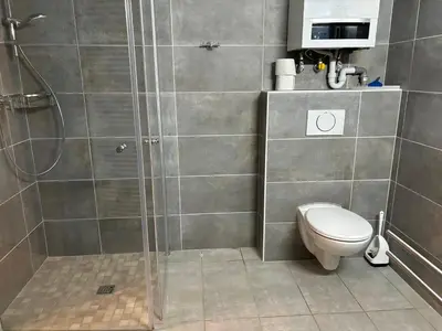 Ein Badezimmer in der Unterkunft Haus Koblenz