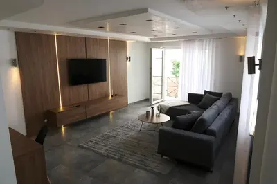 TV/Unterhaltungsangebot in der Unterkunft Old Apartment