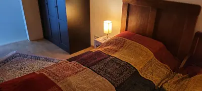 Ein Bett oder Betten in einem Zimmer der Unterkunft Große 2 Zimmer Wohnung mit Bad Dusche und Badewanne