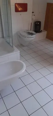 Ein Badezimmer in der Unterkunft Ferienwohnung mit herrlichem Moselblick - b63990