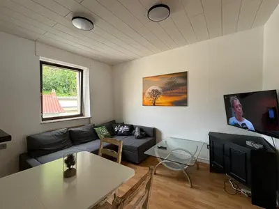 TV/Unterhaltungsangebot in der Unterkunft Gemütliche FeWo im 1OG im Haus zur Vulkaneifel Brohl