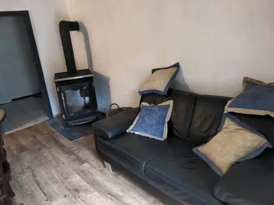 Ein Sitzbereich in der Unterkunft 4 persons wohnung in de Eifel