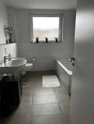 Ein Badezimmer in der Unterkunft Wunderschöne Wohnung am Rhein nähe Koblenz