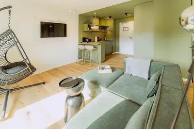 Küche/Küchenzeile in der Unterkunft KABINETT Boutique Apartments
