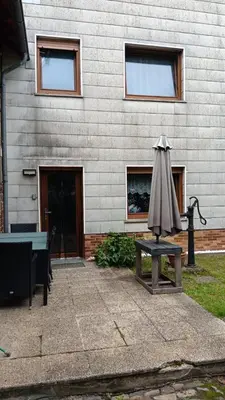 Das Gebäude in dem sich die Ferienwohnung befindet