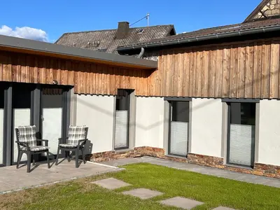 Das Gebäude in dem sich die Ferienwohnung befindet