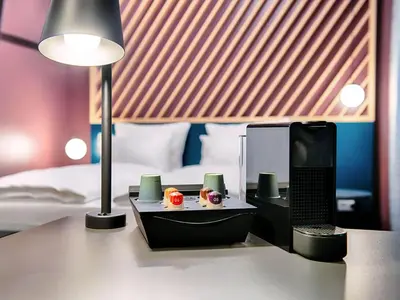 Ein Bett oder Betten in einem Zimmer der Unterkunft B&B HOTEL Idar-Oberstein