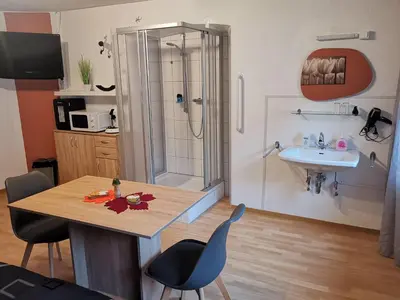 Küche/Küchenzeile in der Unterkunft Pension am Kirchberg - Zimmer 1