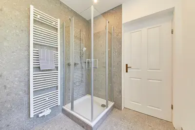 Ein Badezimmer in der Unterkunft Haus am Moselufer - EG Apartment