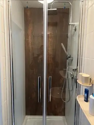 Ein Badezimmer in der Unterkunft Gästehaus Elisabeth Bach