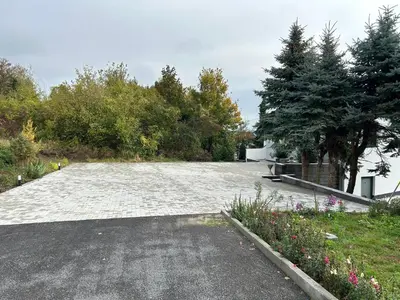 Ein Garten an der Unterkunft Koblenzer Naturhaus & Apartments
