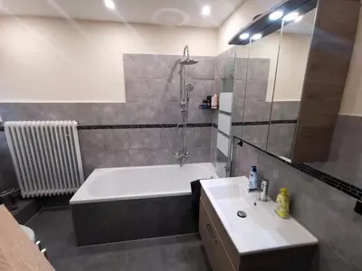 Ein Badezimmer in der Unterkunft Pension am Kirchberg - Zimmer 2