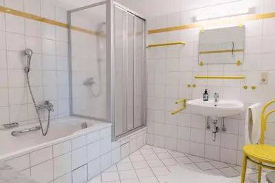 Ein Badezimmer in der Unterkunft Schloss Gemünden mit Schwimmbad
