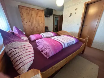 Ein Bett oder Betten in einem Zimmer der Unterkunft Gasthaus Zur Krone