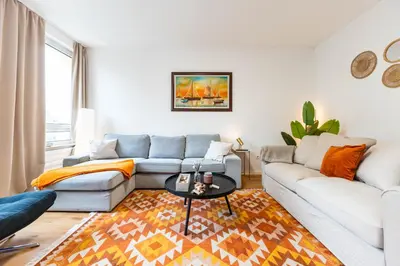 Ein Sitzbereich in der Unterkunft Church View Charming Apartment in the heart of Koblenz