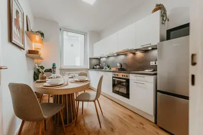 Küche/Küchenzeile in der Unterkunft Church View Charming Apartment in the heart of Koblenz