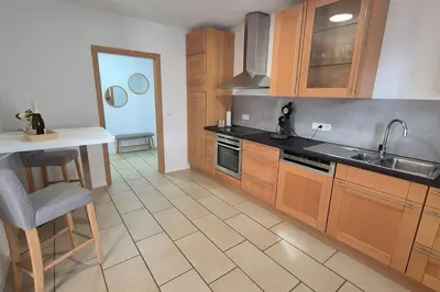 Küche/Küchenzeile in der Unterkunft Ferienwohnung AU in Bitburg