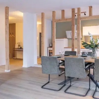 Moderne 3-Schlafzimmer-Apartments mit Balkon & Aufzug bis 6 Personen