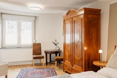 Ein Sitzbereich in der Unterkunft Eulenhaus