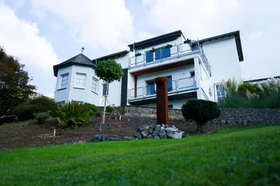 Ein Garten an der Unterkunft Landliebe Nummer 10