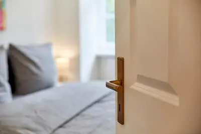 Ein Bett oder Betten in einem Zimmer der Unterkunft Haus Moselufer OG