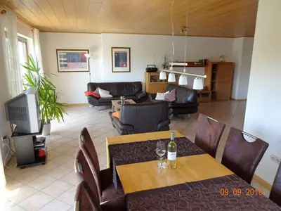 Ein Sitzbereich in der Unterkunft Marmann - large holiday apartment