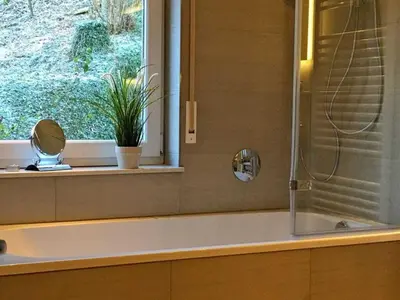 Ein Badezimmer in der Unterkunft Moselschön 2 Comfortable holiday residence
