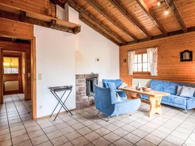 Ein Sitzbereich in der Unterkunft Apartment Reinskopf-5 by Interhome