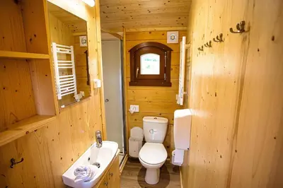 Ein Badezimmer in der Unterkunft Eifel-Camp Freilinger See