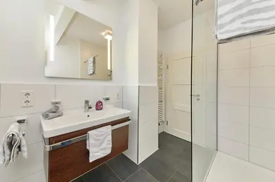 Ein Badezimmer in der Unterkunft Gestade Fewo 4