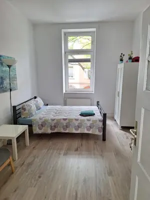Ein Bett oder Betten in einem Zimmer der Unterkunft Alicante privat room 5min walk from Railstation