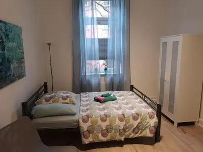 Ein Bett oder Betten in einem Zimmer der Unterkunft Alicante privat room 5min walk from Railstation