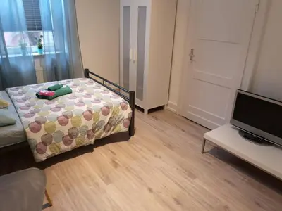Ein Bett oder Betten in einem Zimmer der Unterkunft Alicante privat room 5min walk from Railstation
