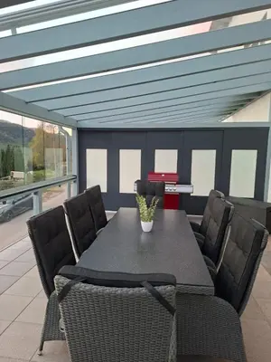 Ein Sitzbereich in der Unterkunft Moselanker de in Enkirch Mosel